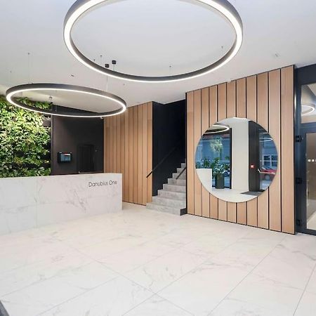 Danubius One - Spacious Apartment W Free Parking Μπρατισλάβα Εξωτερικό φωτογραφία